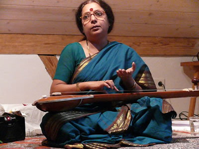 Juli 2008, Esha Bandyopadhyay
