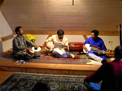November 2006, The Lahiris mit Pandit Alok Lahiri, Abhisek Lahiri und Palimal Chackraborty