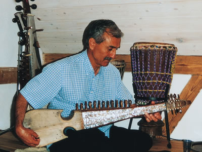 Habibi Abdul Samad und Jamal Mohmand, Juli 2003